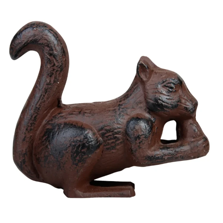 żeliwna figurka- wiewiórka (1).webp