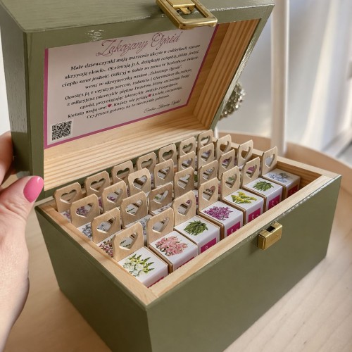 Mała skrzynka pistacjowa